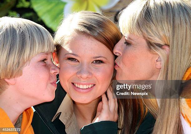 Bindi Irwin celebrates her 16th birthday with her mother Terri Irwin and brother Bob Irwin at Australia Zoo on July 24, 2014 in Beerwah on the...