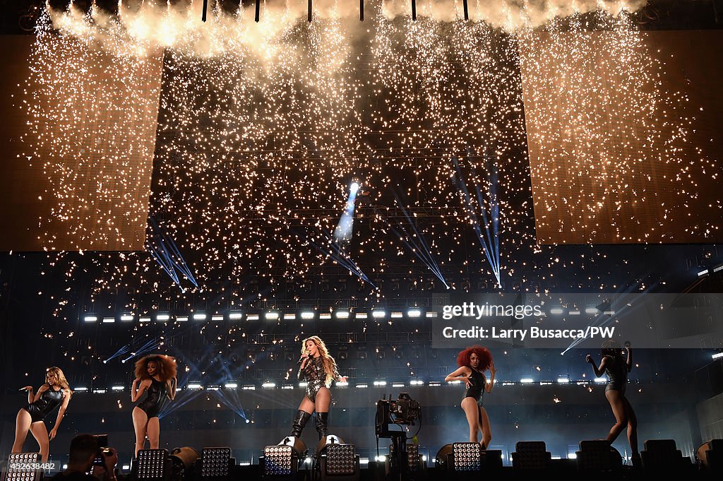 "On The Run Tour: Beyonce And Jay-Z" - Chicago