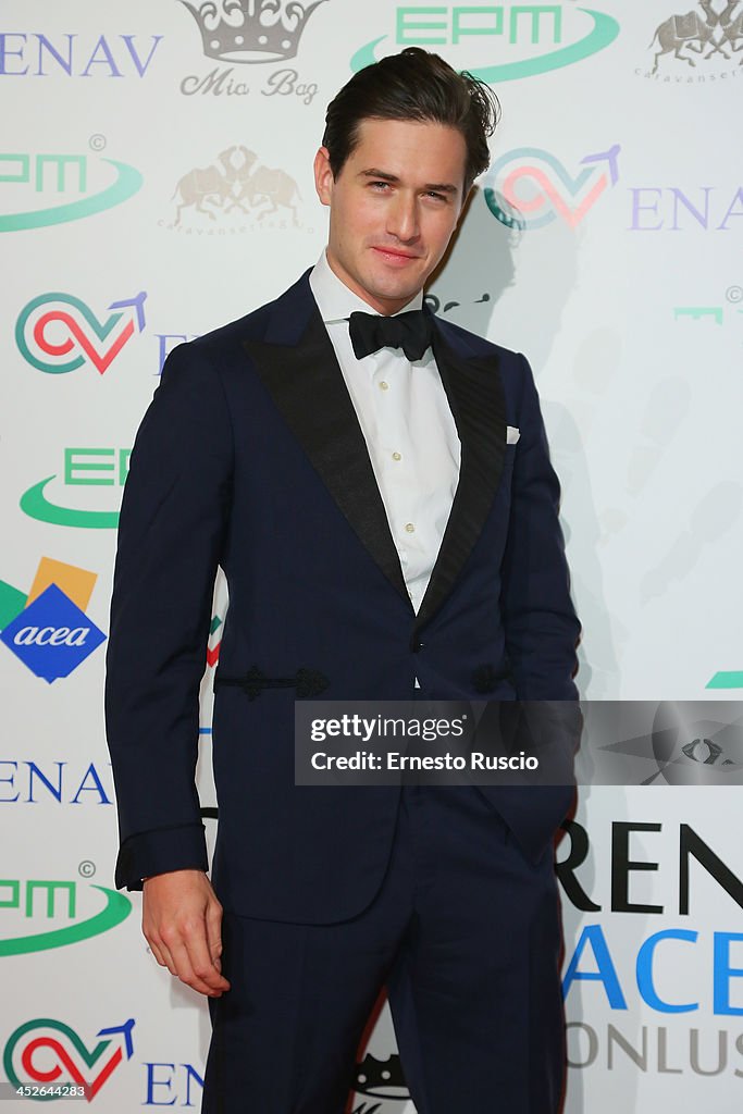 The Children For Peace Benefit Gala - Red Carpet