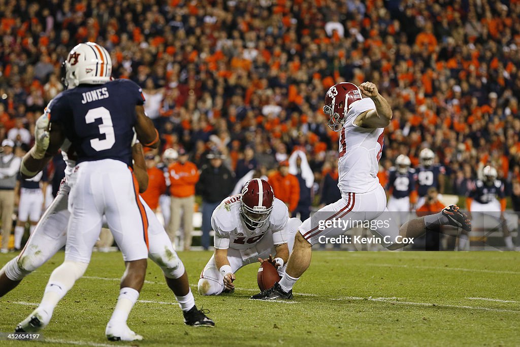 Alabama v Auburn