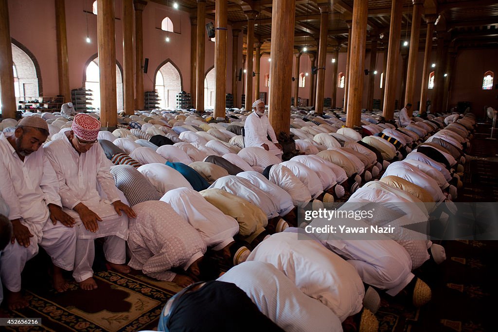 Muslims Attend Mass Prayer On Last Friday Of The Month of Ramadan In Kashmir