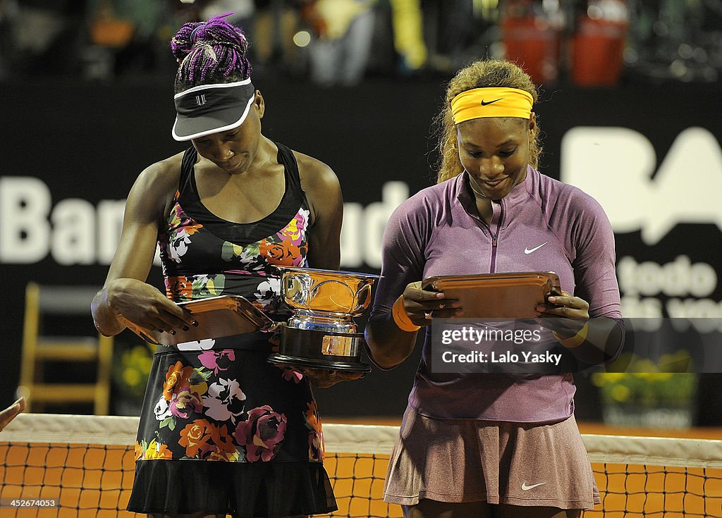Venus and Serena Williams Exhibiton Match in Buenos Aires