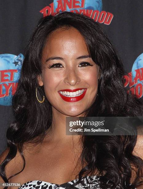 Kourtney Ramon Reed Courtney Reed Planet Hollywood Times Square Handprint Ceremony Photos ...