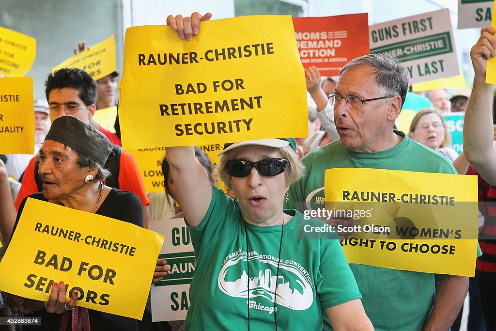 Demonstrators Protest as Chris Christie Attends Fundraiser For  IL GOP Gubernatorial Candidate