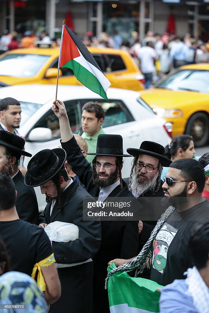 Thousands protest Israel's Gaza attack in New York