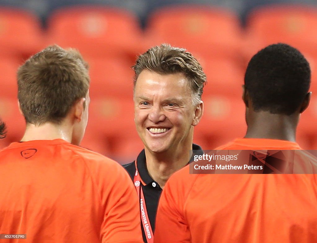 Manchester United Training In Denver