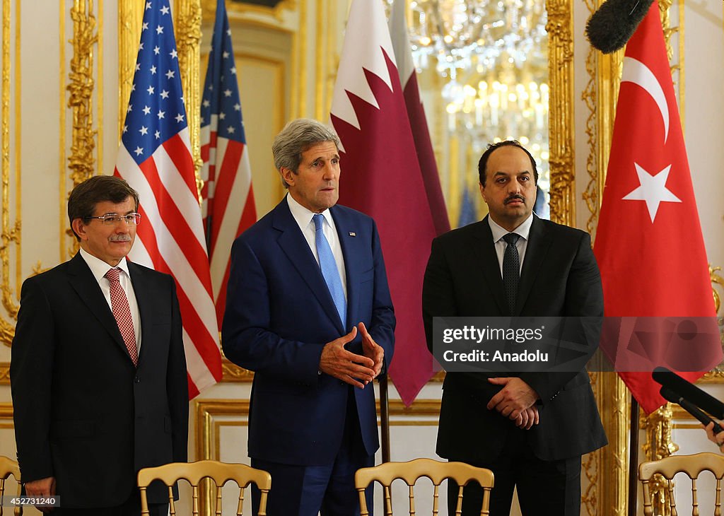 Press Conference in Paris on 12-hour Gaza truce