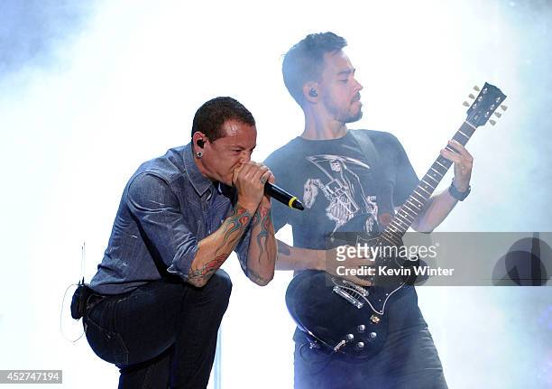 Singer Chester Bennington and musician Mike Shinoda of Linkin Park perform onstage during the MTVu Fandom Awards at Comic-Con International 2014 at...