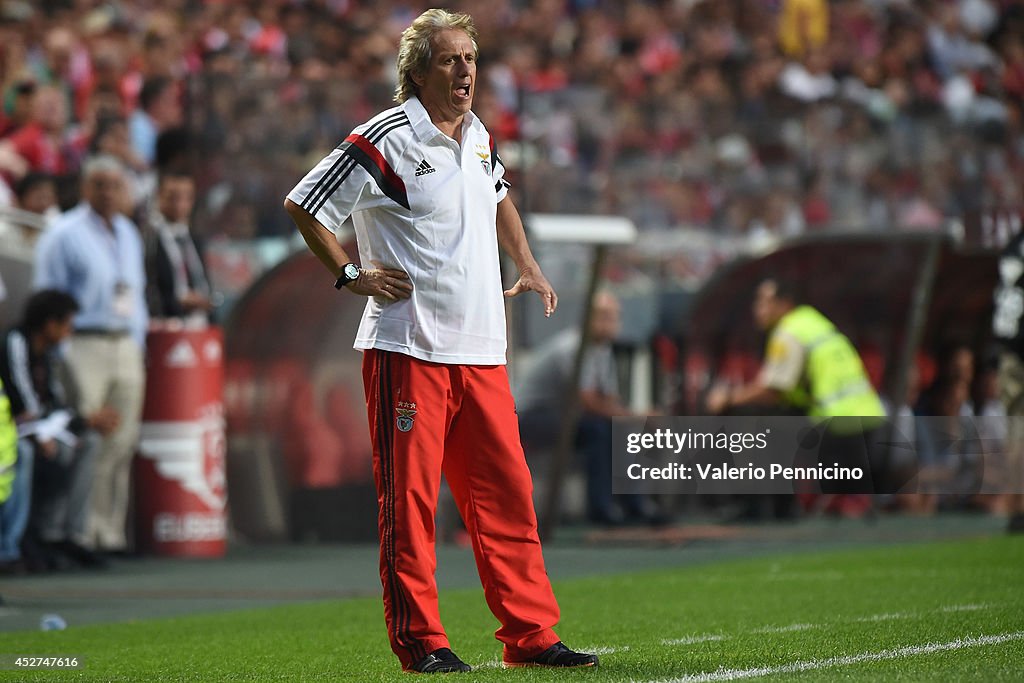 SL Benfica v Ajax - Eusebio Cup