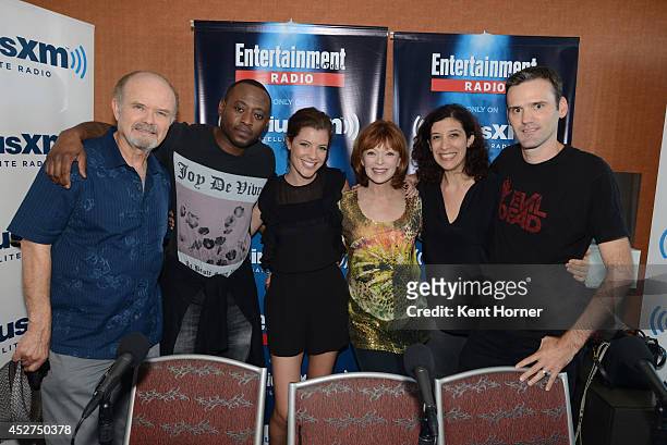 Kurtwood Smith, Omar Epps, Devin Kelley and Frances Fisher pose with radio hosts Jessica Shaw and Dalton Ross after being interviewed on SiriusXM's...