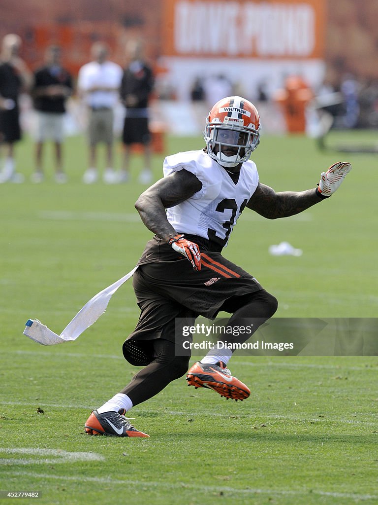 2014 Cleveland Browns Training Camp Practice