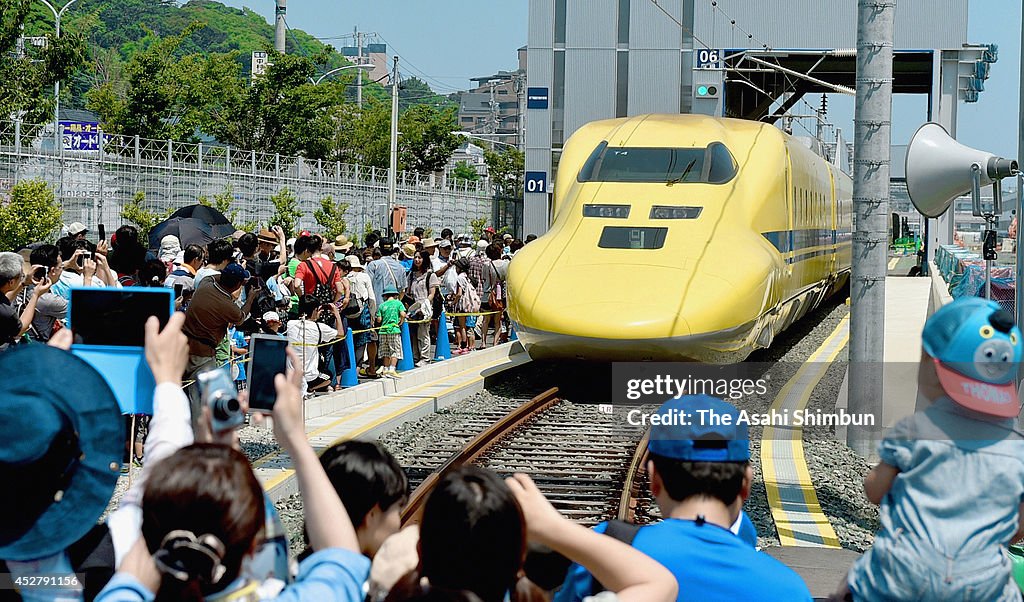 'Doctor Yellow' Train Tour Held In Hamamatsu