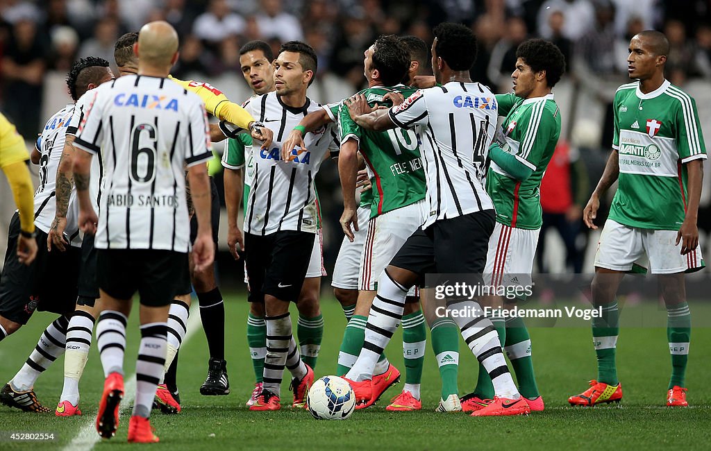 Corinthians v Palmeiras - Brasileirao Series A 2014