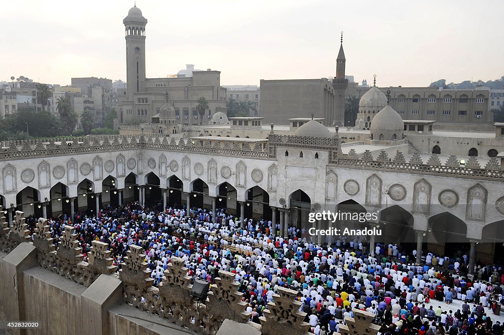 Eid al-Fitr prayer in Cairo