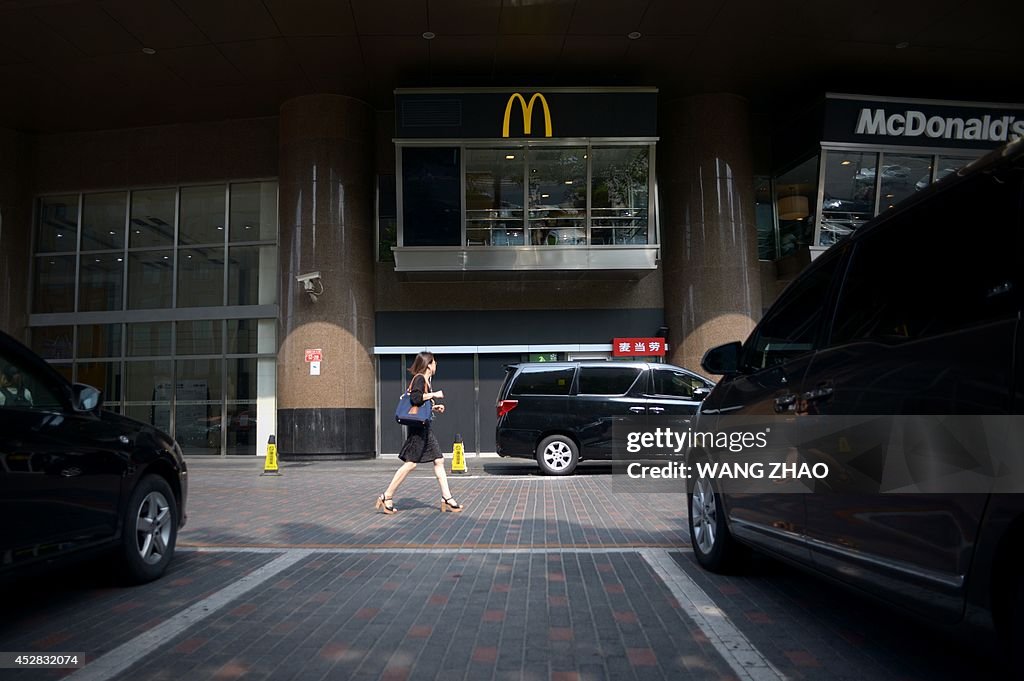 CHINA-FOOD-SAFETY-CRIME-POLICE-MCDONALDS