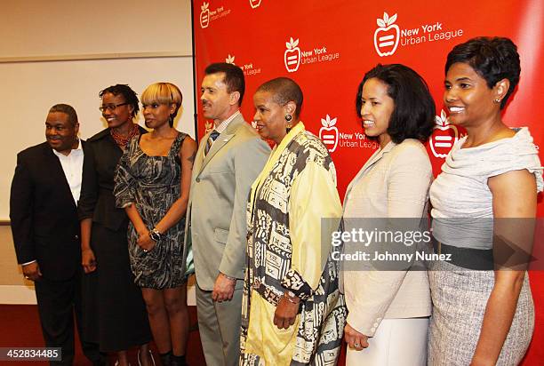 Donald E Williams Jr Photos and Premium High Res Pictures - Getty Images