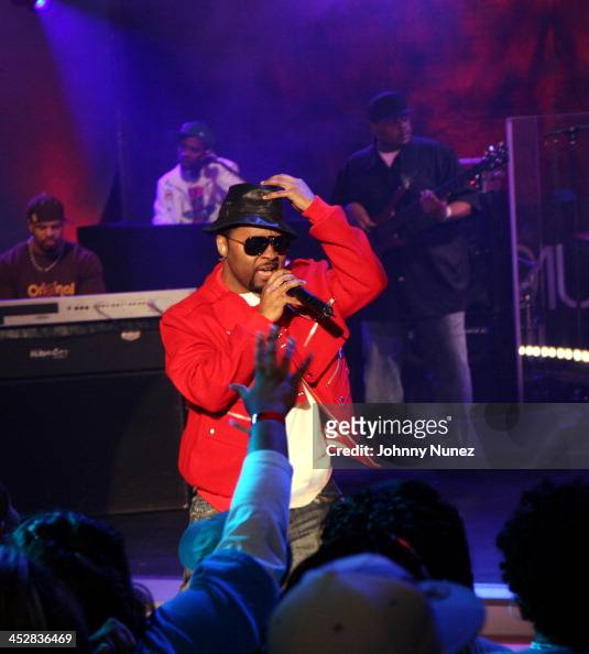 Musiq Soulchild during Young Lloyd and Musiq Soulchild Appear on ...