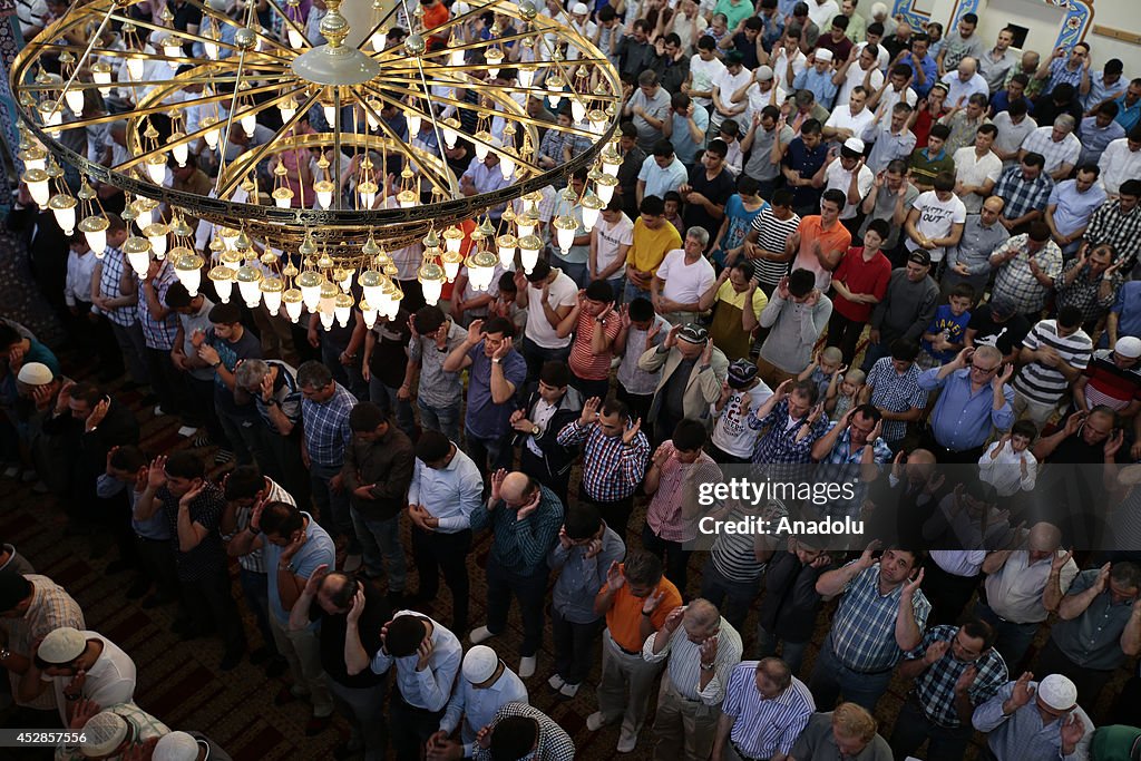 Eid al-Fitr prayer in New York