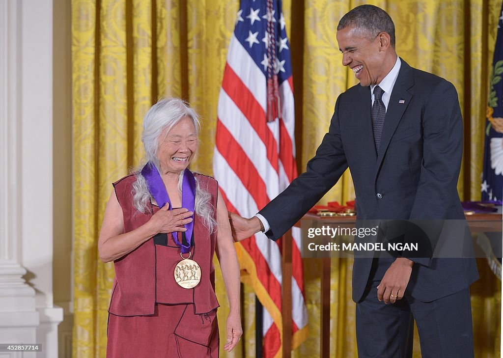 US-POLITICS-OBAMA-ARTS-HUMANITIES-MEDALS-HONG KINGSTON