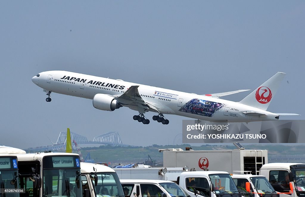 JAPAN-AVIATION-JAL-EARNINGS