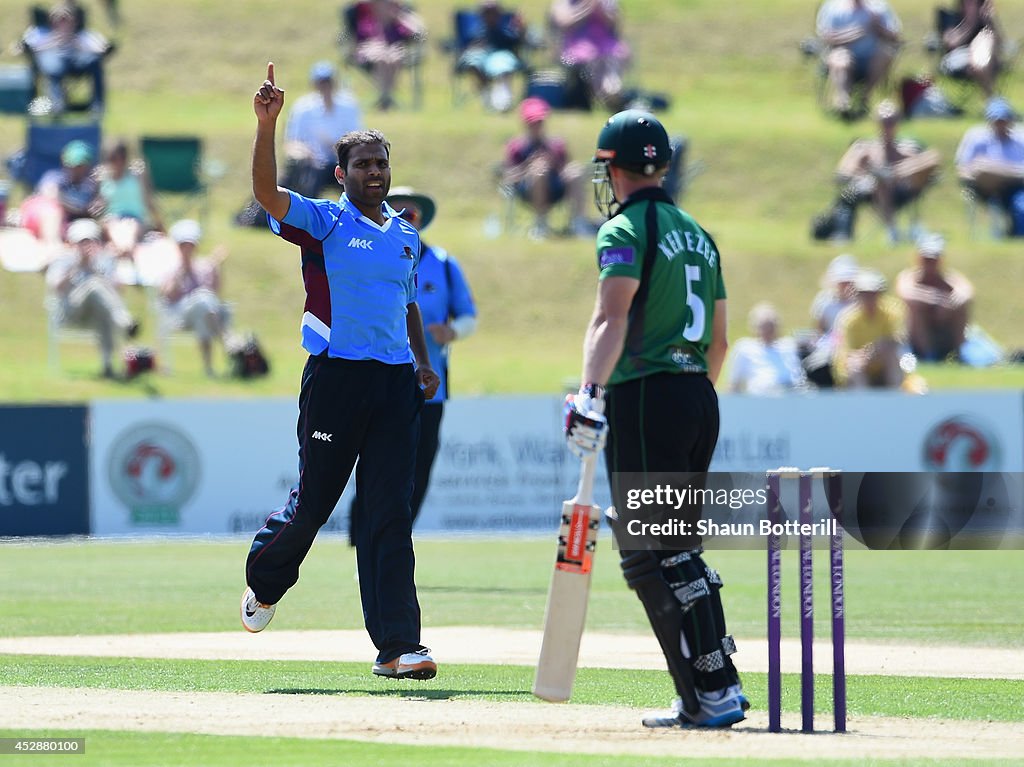 Northants Steelbacks v Worcestershire - Royal London One-Day Cup 2014