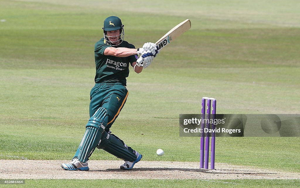 Nottinghamshire Outlaws v Somerset - Royal London One-Day Cup 2014