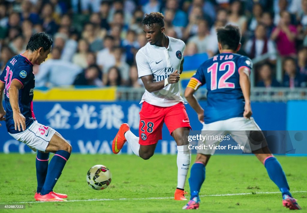 Kitchee v Paris Saint-Germain