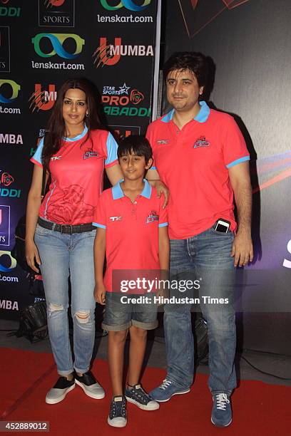Bollywood actor Sonali Bendre with son Ranveer and husband Goldie Behl during Star Pro-Kabaddi league match between Jaipur Pink Panthers and U-Mumba...