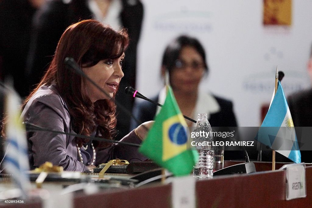 VENEZUELA-MERCOSUR-SUMMIT-KIRCHNER