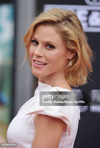 Actress Julie Bowen attends the premiere of 'Planes: Fire & Rescue' at the El Capitan Theatre on July 15, 2014 in Hollywood, California.