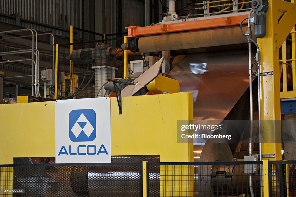 Treasury Secretary Jacob Lew Tours Alcoa's Davenport Works Facility