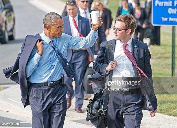 Obama Walter Reed 13 President Obama Departs White House To Visit Walter Reed Military ...