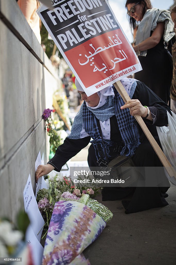 Palestine supporters gather outside Downing Street leaving...