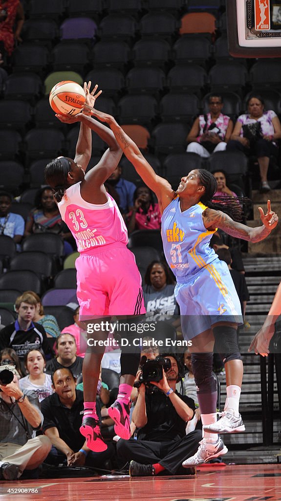 Chicago Sky v San Antonio Stars