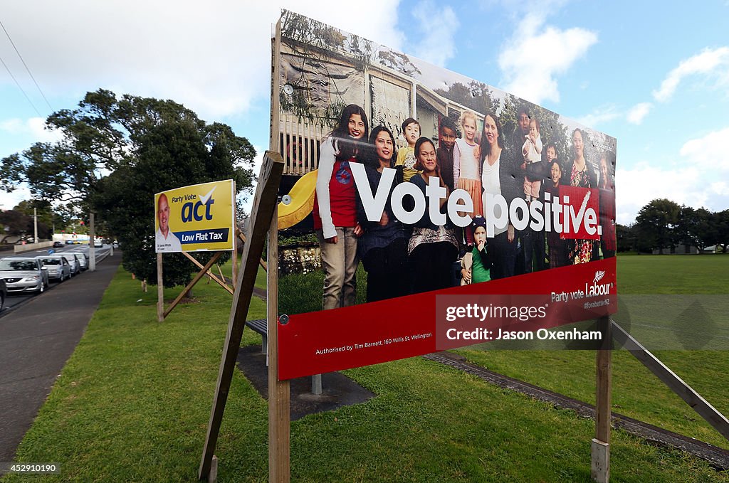 Election Hoardings Hit Streets as Campaigns Ramp Up Election Hoardings Hit Streets as Campaigns Ramp Up
