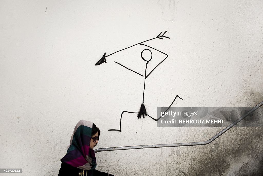 IRAN-GRAFFITI-STREET ART