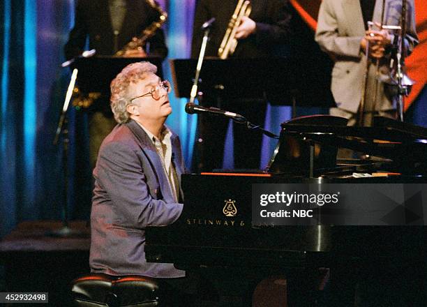 Singer Randy Newman 58 Randy Newman On Nbc Photos & High Res Pictures - Getty Images