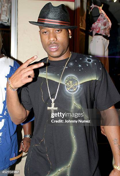 Mario Winans during Rocawear Party in Miami - October 12, 2003 at Opium in Miami, Florida, United States.