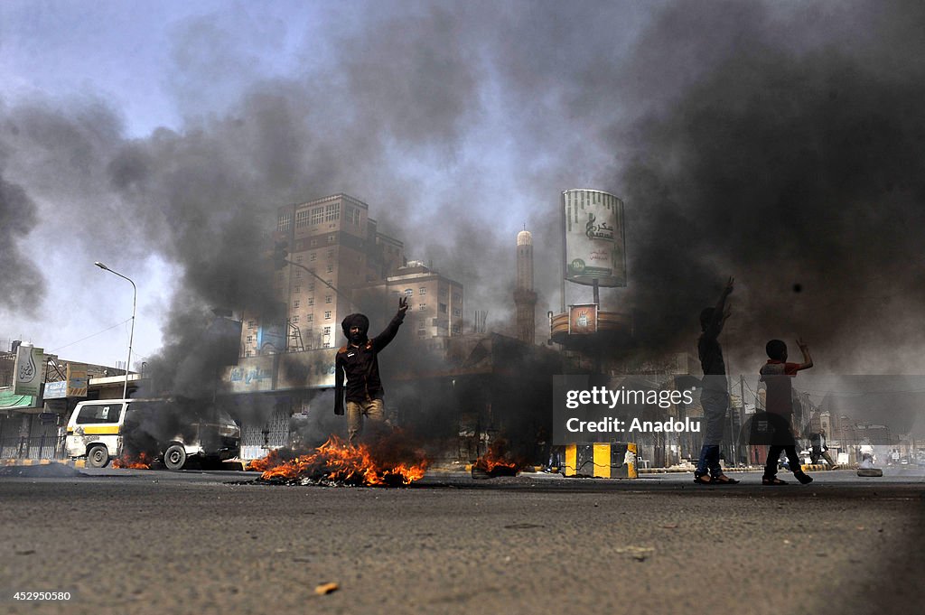 Protest against raise of fuel prices in Yemen