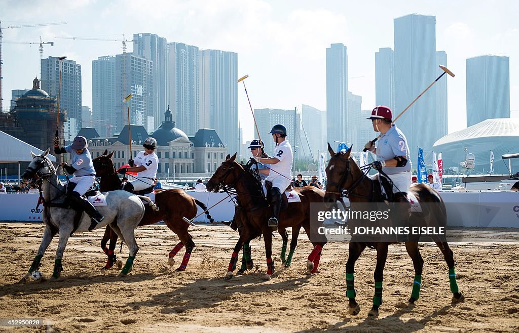 CORRECTION-CHINA-LIFESTILE-EQUESTRIAN-POLO