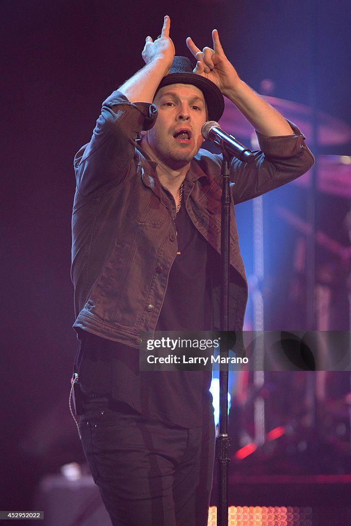 Gavin DeGraw, Matt Nathanson and Andrew McMahon Perform at Hard Rock Live!