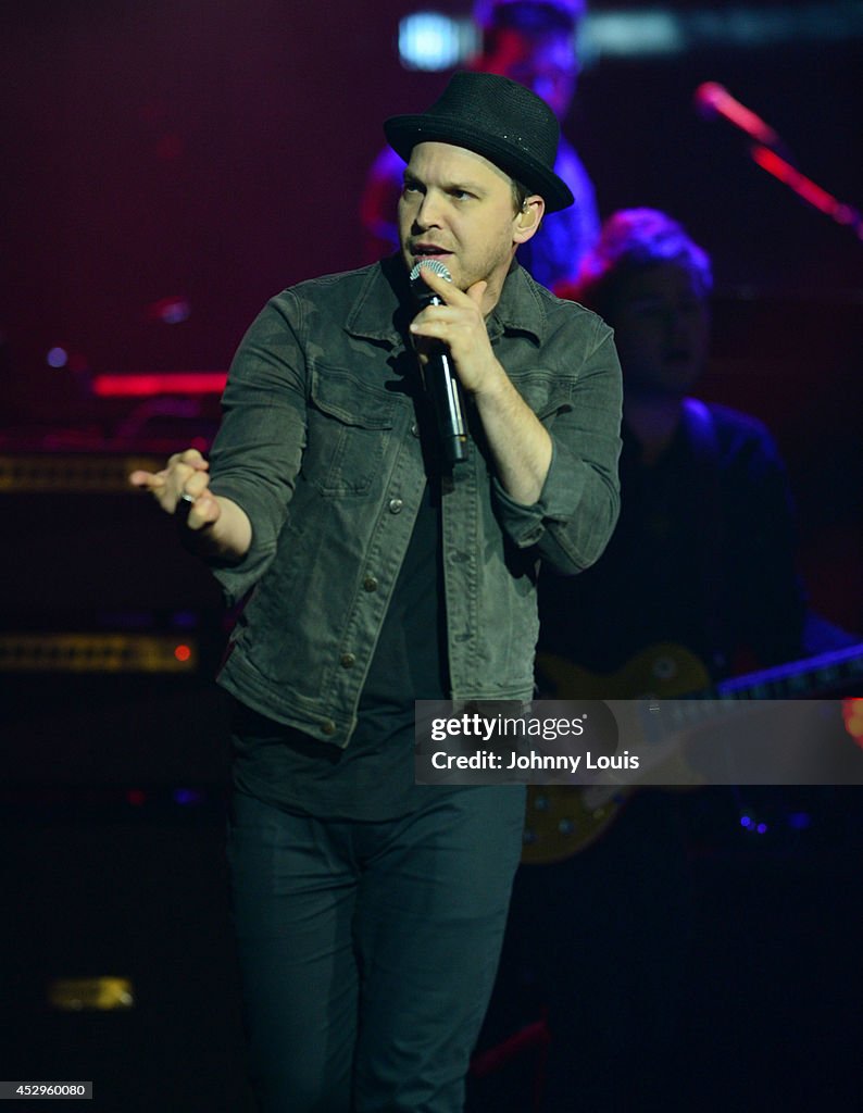 Gavin DeGraw, Matt Nathanson and Andrew McMahon Perform at Hard Rock Live!