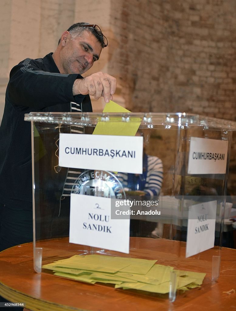 Turkish voters cast ballot for Turkish Presidential election in Melbourne