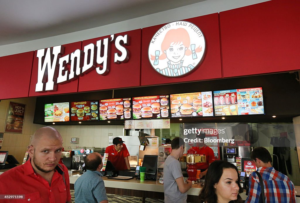 U.S. Hamburger Chain Wendy's Co. Leaves Russia After Change In Franchisee's Management