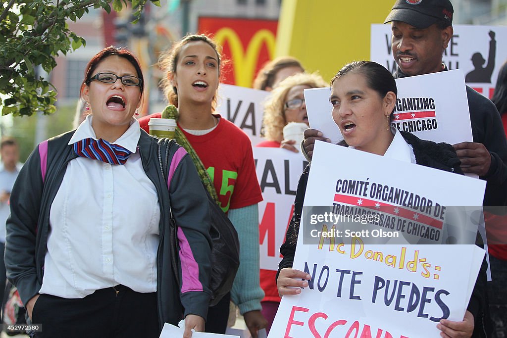 Fast Food Workers Rally At Chicago McDonald's To Raise Minimum Wage