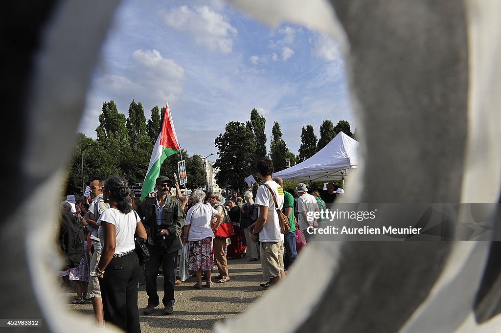 Vigil Held Against Israel Military Action In Gaza