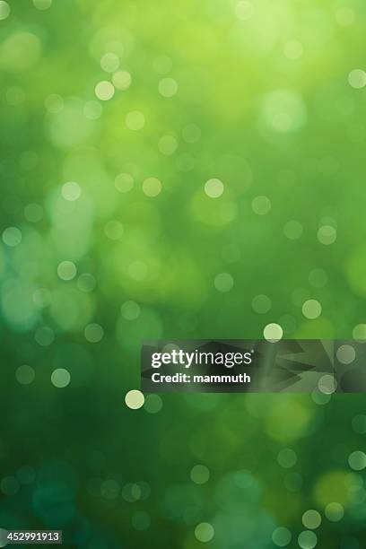 stockillustraties, clipart, cartoons en iconen met defocused green background - groene acthergrond