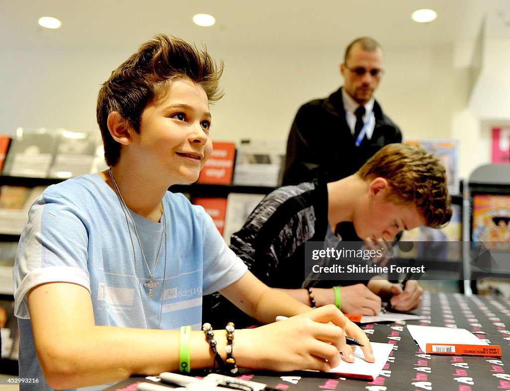 Bars & Melody Sign Copies Of Their Debut Single 'Hopeful'