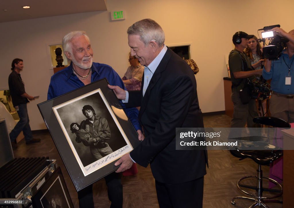 Kenny Rogers Visits "The Big Interview With Dan Rather"