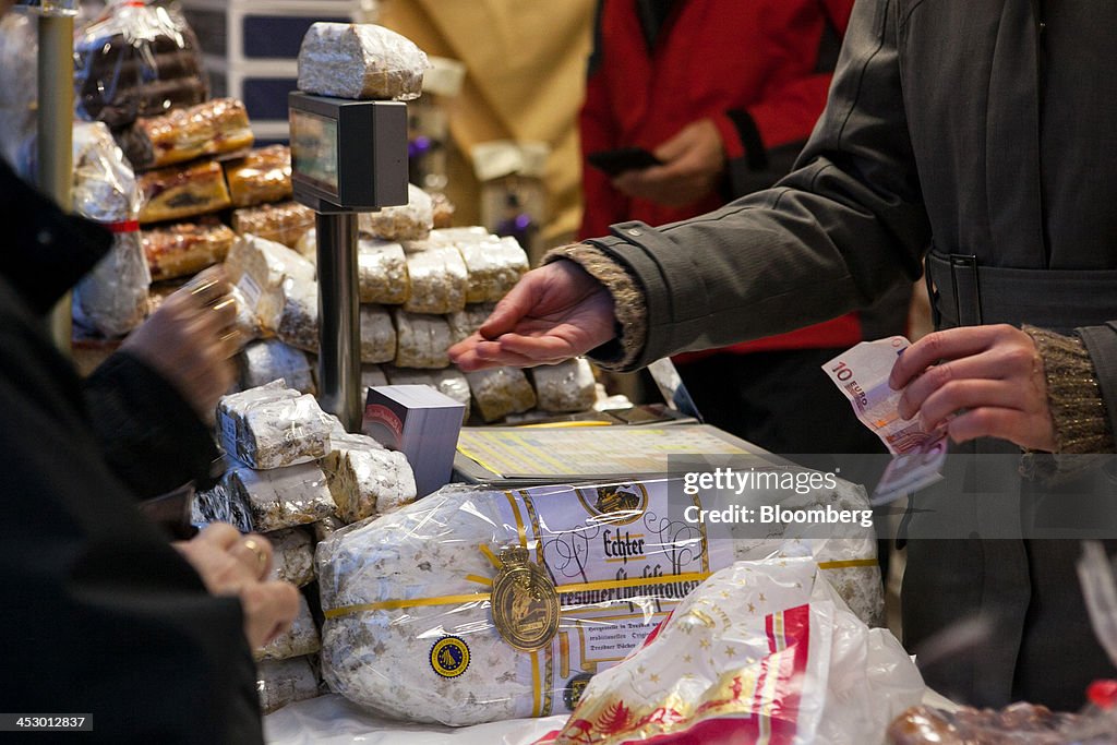 Festive Retail Economy In Berlin As Christmas Approaches